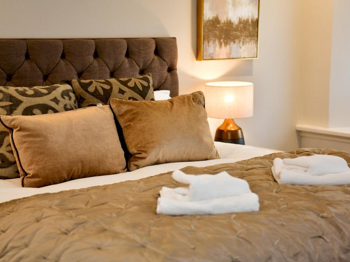 Pass The Keys Beautiful 2 Bed Apartment With Parking In The Bay カーディフ エクステリア 写真