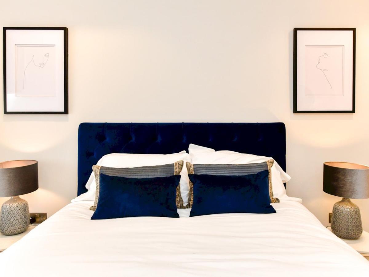Pass The Keys Beautiful 2 Bed Apartment With Parking In The Bay カーディフ エクステリア 写真