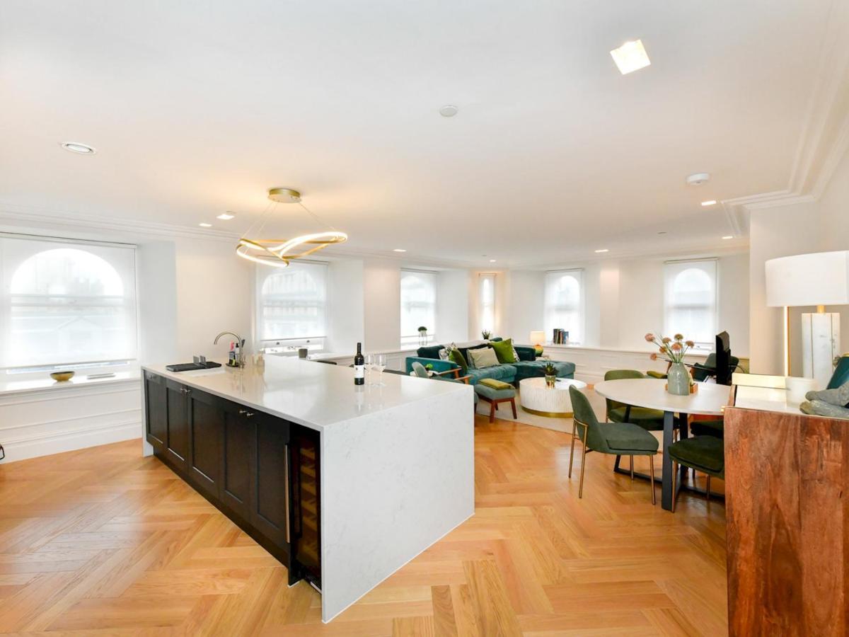 Pass The Keys Beautiful 2 Bed Apartment With Parking In The Bay カーディフ エクステリア 写真