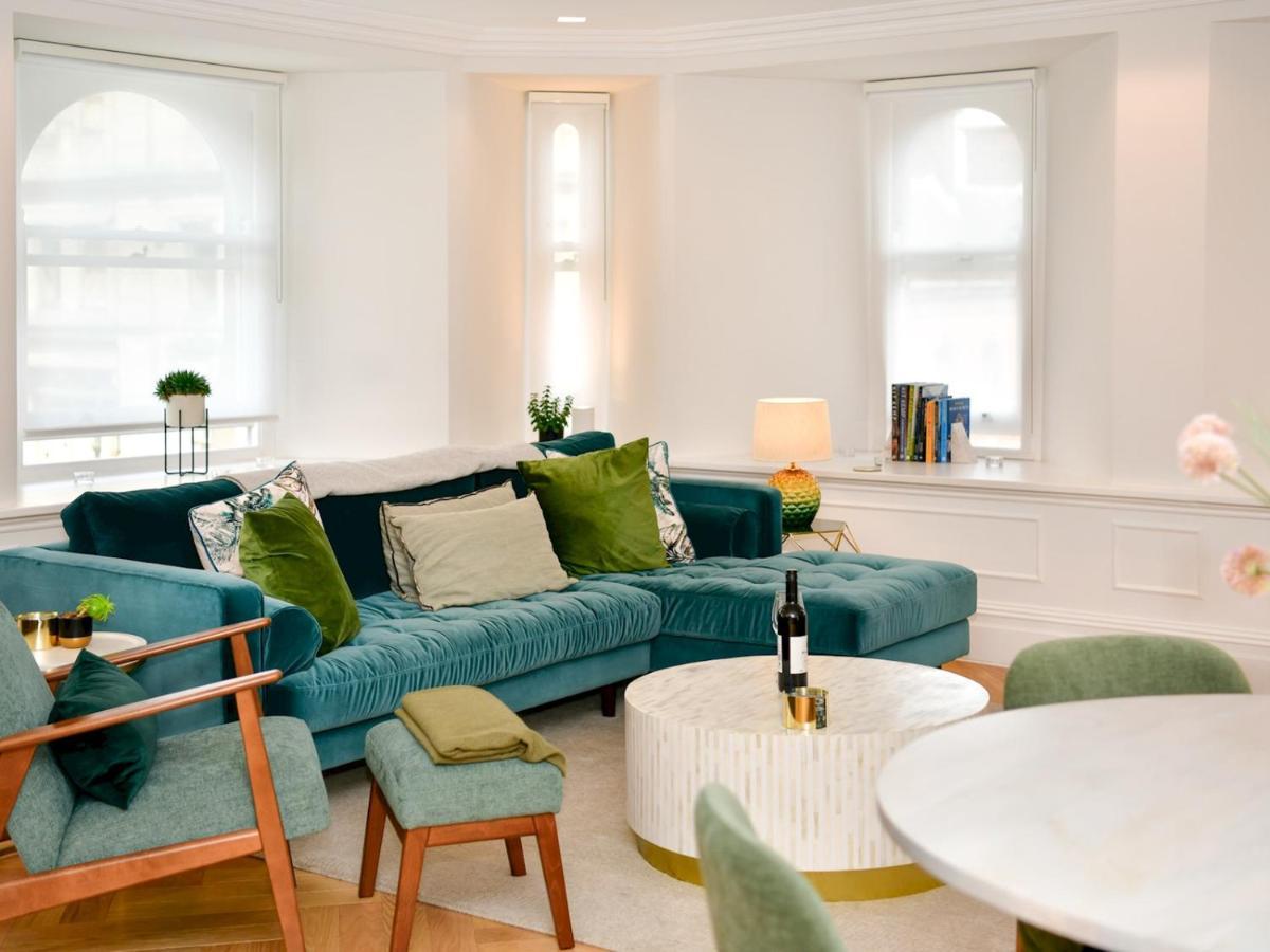Pass The Keys Beautiful 2 Bed Apartment With Parking In The Bay カーディフ エクステリア 写真