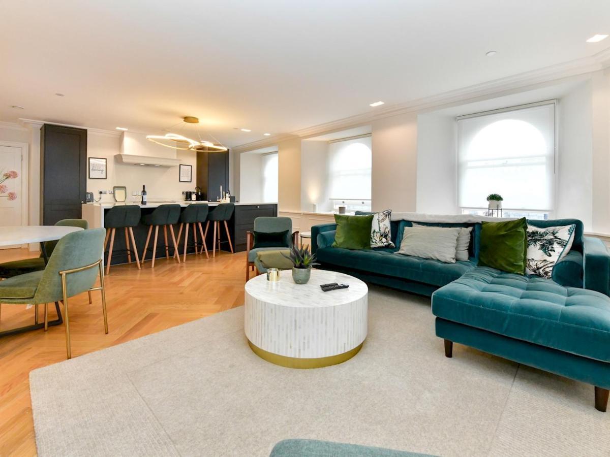Pass The Keys Beautiful 2 Bed Apartment With Parking In The Bay カーディフ エクステリア 写真